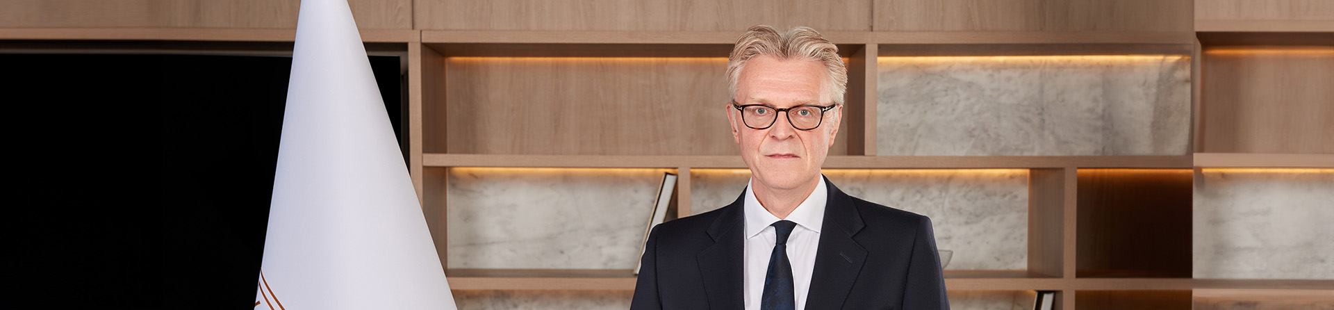 صورة رسمية لمايكل دايك، الرئيس التنفيذي لشركة تطوير المربع الجديد